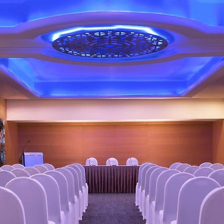 Le Meridien Bangalore Extérieur photo