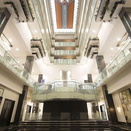 Le Meridien Bangalore Extérieur photo