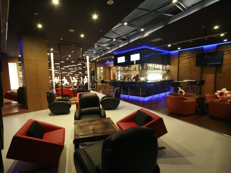 Le Meridien Bangalore Extérieur photo