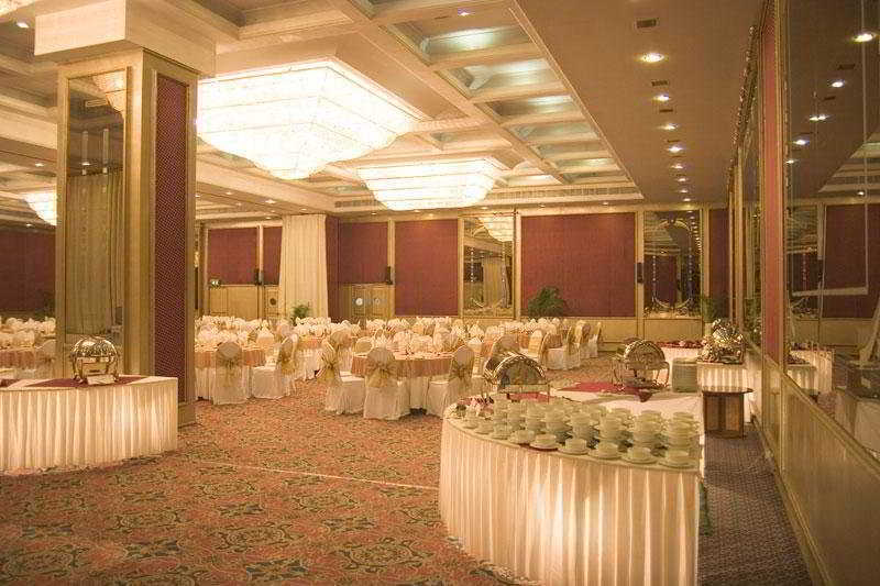 Le Meridien Bangalore Extérieur photo