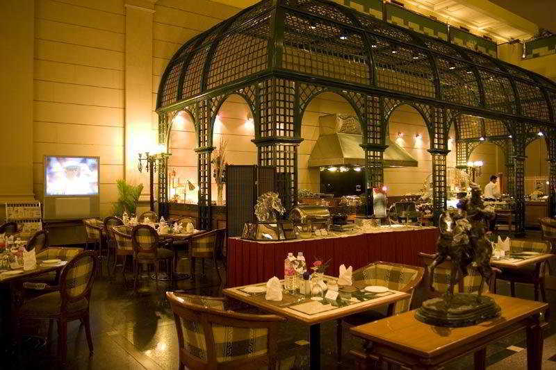 Le Meridien Bangalore Extérieur photo