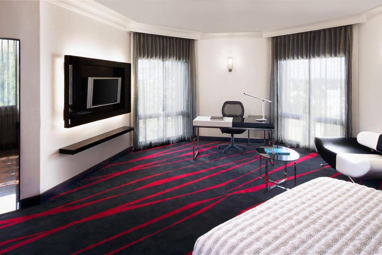 Le Meridien Bangalore Extérieur photo