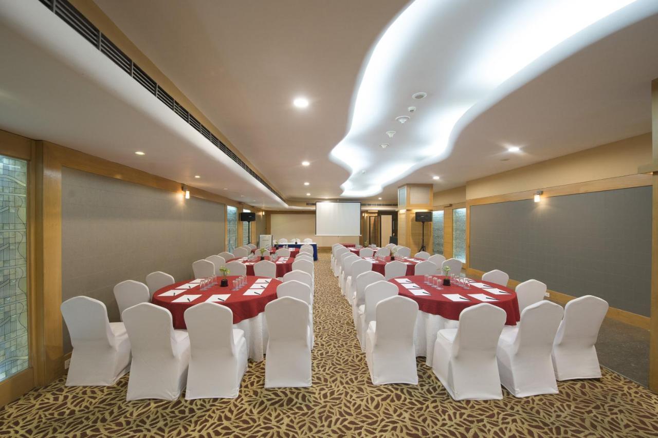 Le Meridien Bangalore Extérieur photo